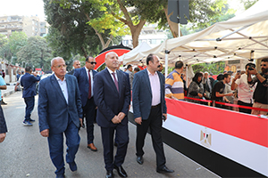محافظ القاهرة يتفقد محيط عدد من اللجان الانتخابية بالقاهرة 