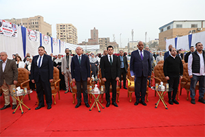 محافظ القاهرة يشهد حفل اقامته جمعية حنان الدنيا ضمن مبادرة السيدة انتصار السيسى