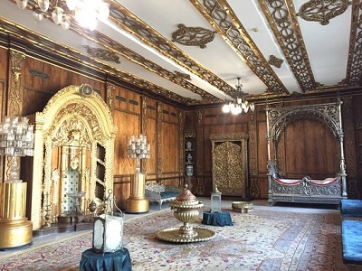 http://www.cairo.gov.eg/en/Photos/English_site/culture/cairo%20history/manial_palace6.jpg