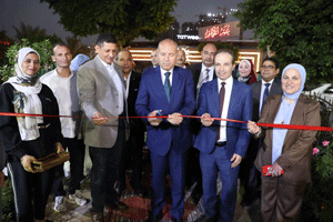 محافظ القاهرة يفتتح معرض زهور مصر ومنتجات الخريف